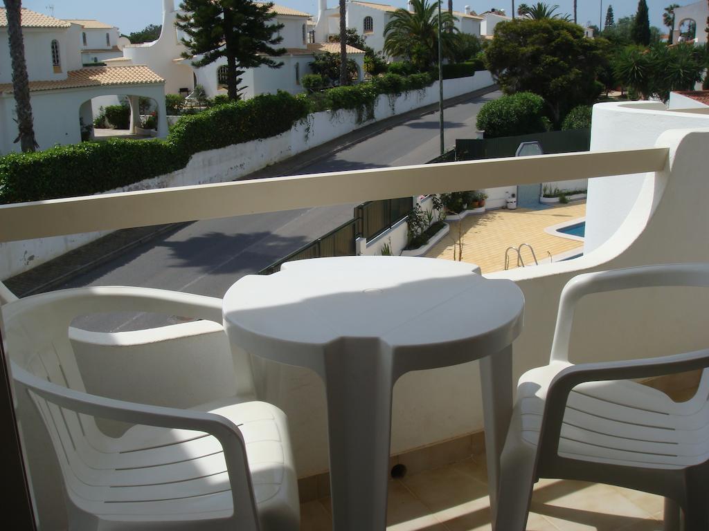 Apartamentos Sonybell Albufeira Bilik gambar