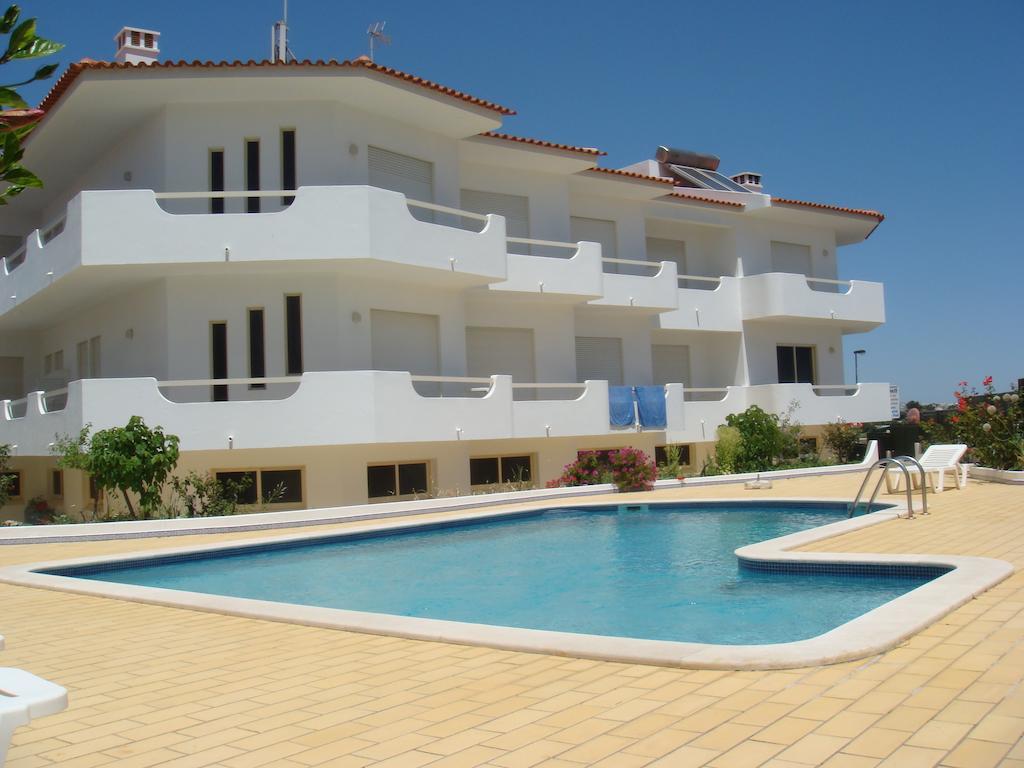 Apartamentos Sonybell Albufeira Luaran gambar